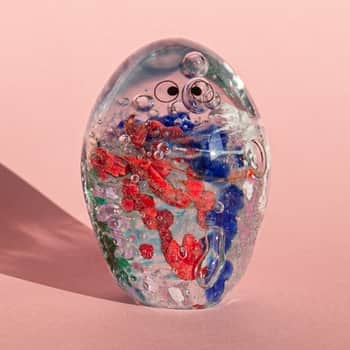 Sklenená figúrka Crystal Blob Colorful Squint